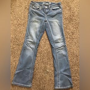 Seven7 EUC boot cut denim jeans